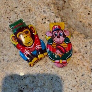 Vintage Tin noisemaker Clickers